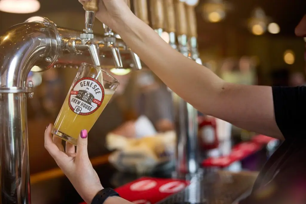 Monroe_Genesee_Brewery_1026_SJdq12ikHWqC0tPKLH9mbBr18q0ABlZBh_rgb_l