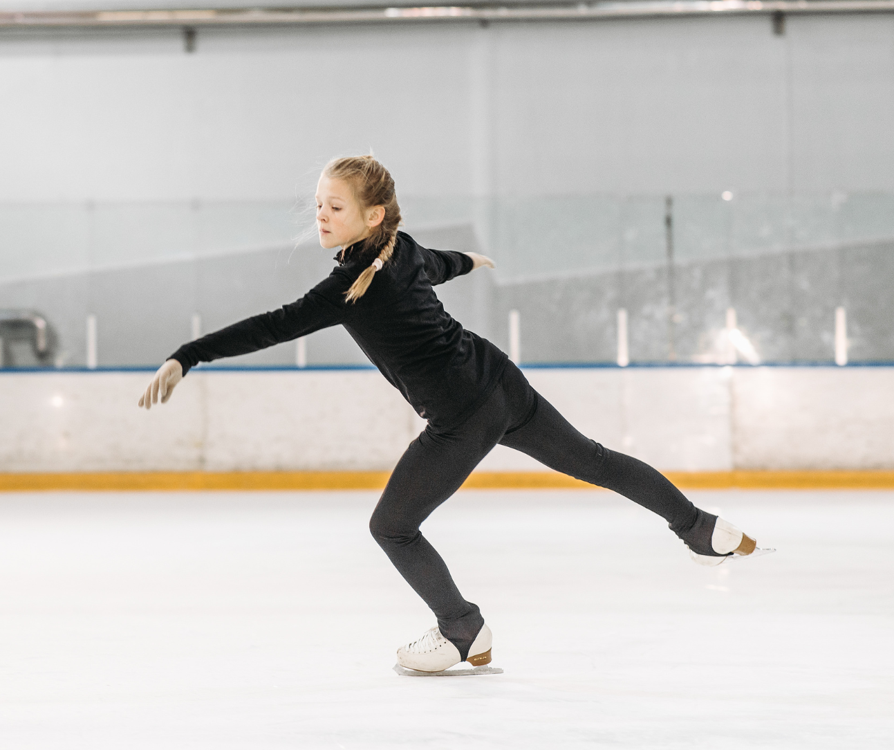 Learn-To-Figure-Skate